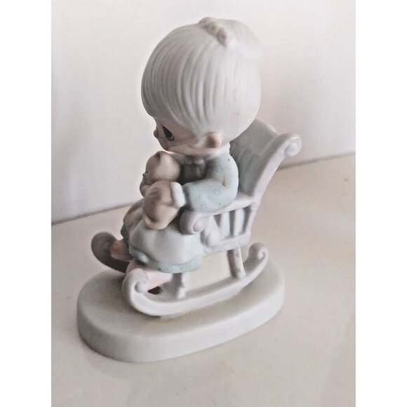 Jonathan & David Precious Moments Enesco 1979 Figurine "Purr-fect Grandma" - Picture 5 of 10